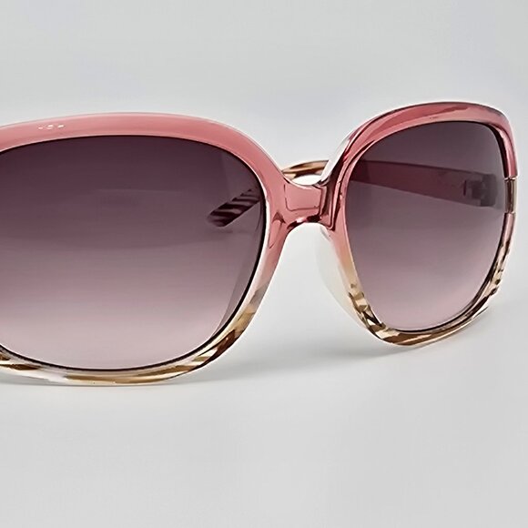 *SOLD* Tahari TH124 Pink Fade Frame Brown Gradient Lens Sunglasses 57-16-126 - Picture 6 of 12